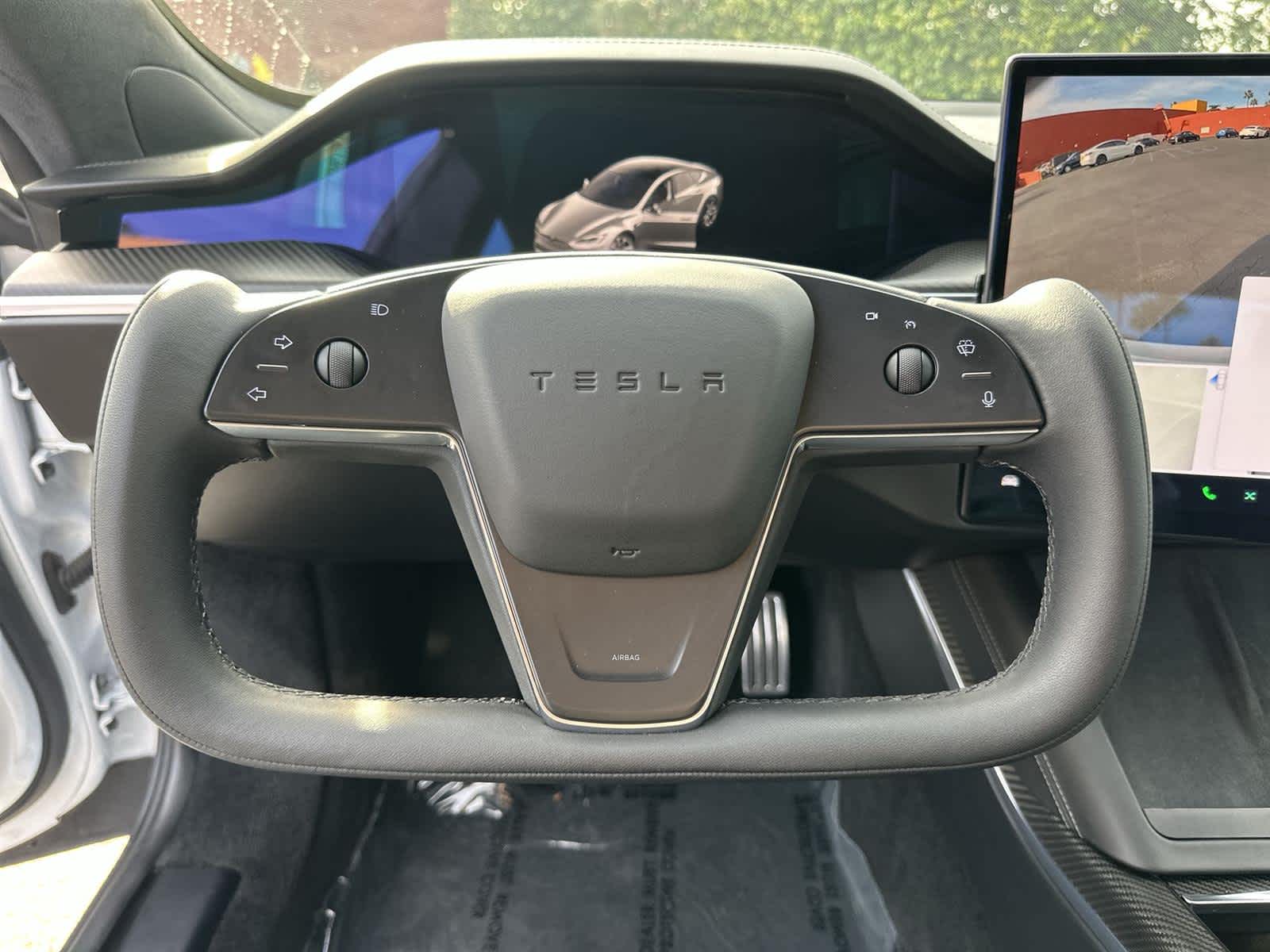 Thumbnail: 2023 Tesla Model S - 15