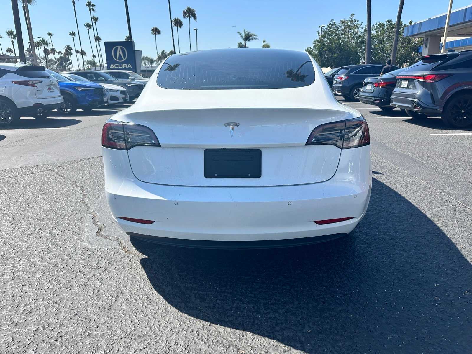 Thumbnail: 2019 Tesla Model 3 - 4