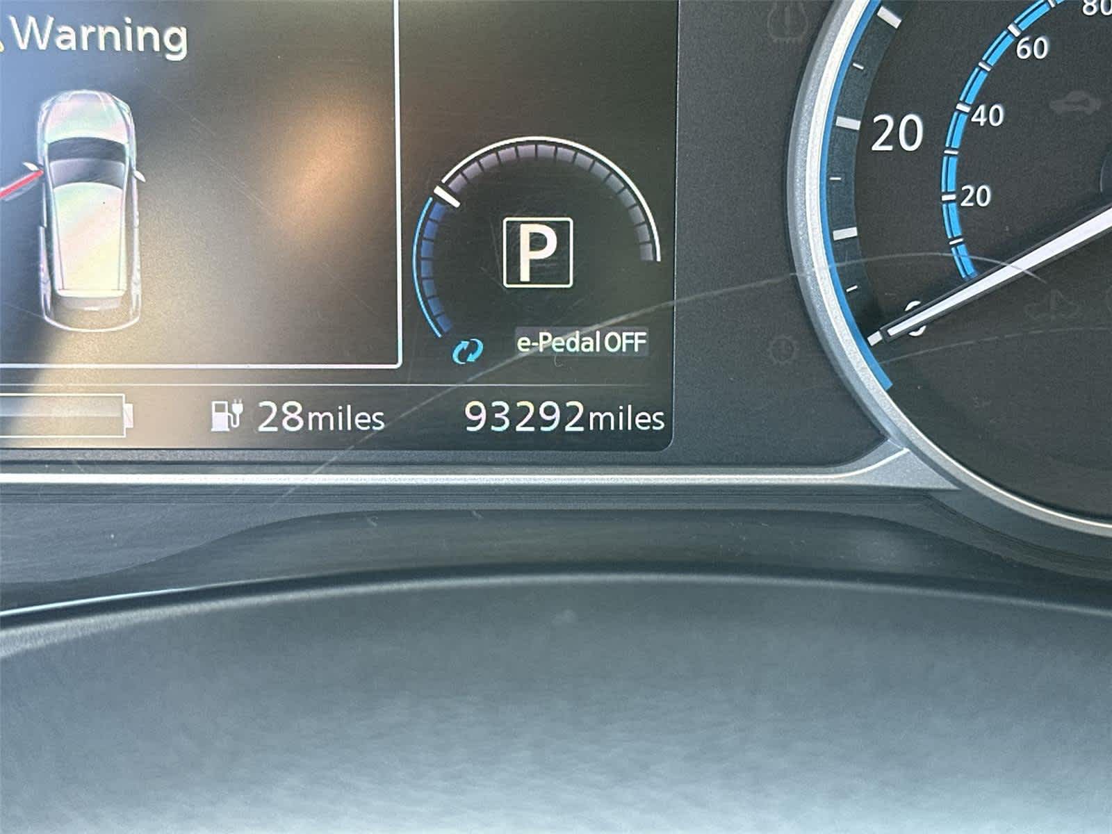 Thumbnail: 2022 Nissan Leaf - 20