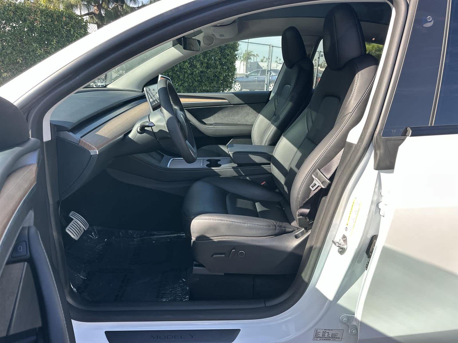 Thumbnail: 2024 Tesla Model Y - 11