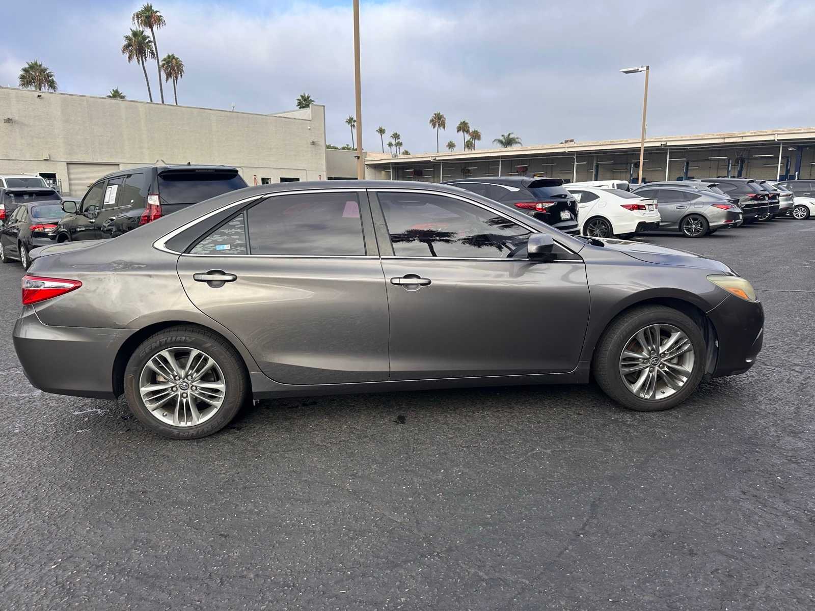 Thumbnail: 2016 Toyota Camry - 7