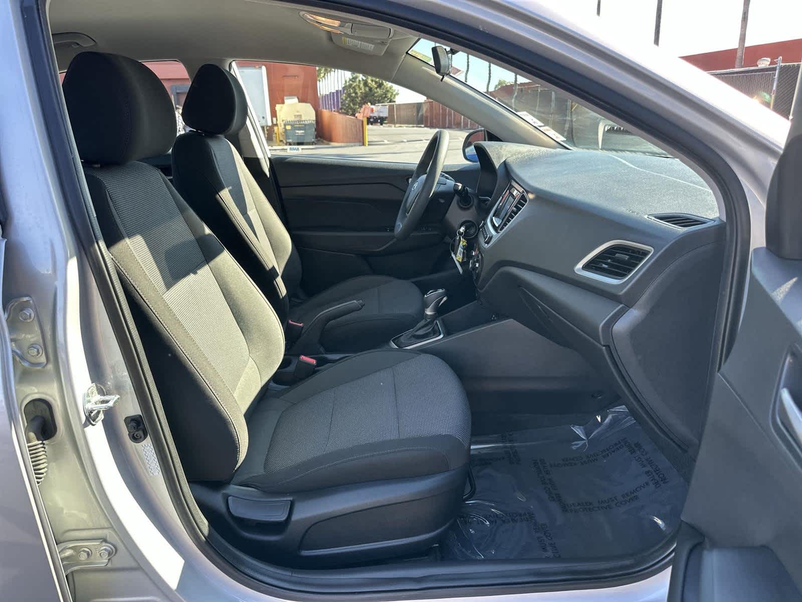 Thumbnail: 2022 Hyundai Accent - 14