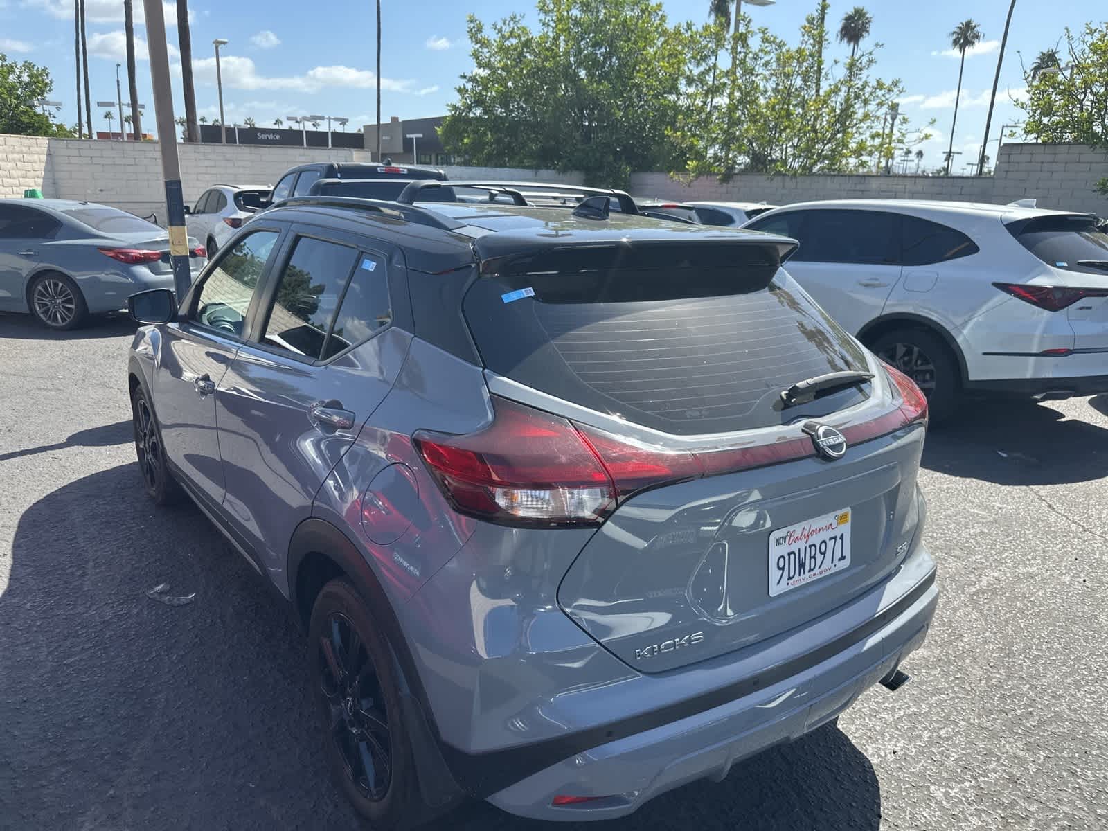 Thumbnail: 2023 Nissan Kicks - 3