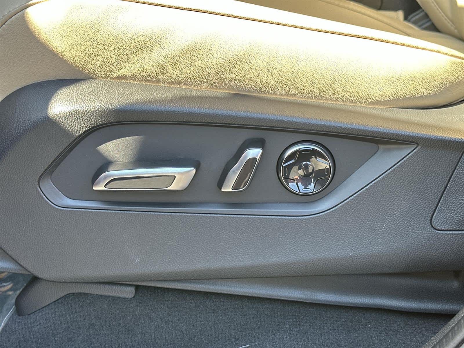 Thumbnail: 2025 Acura MDX - 23