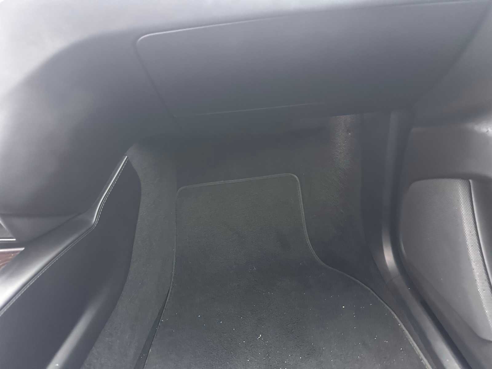 Thumbnail: 2018 Tesla Model X - 21