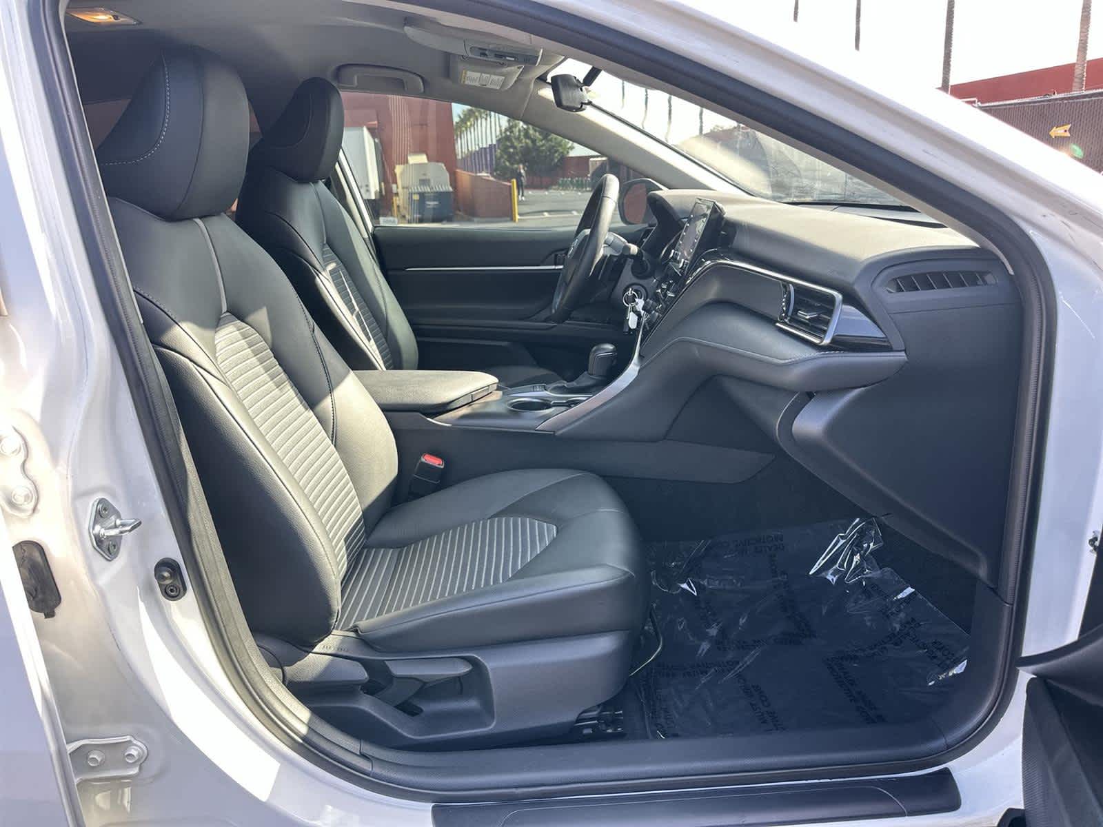 Thumbnail: 2023 Toyota Camry - 13