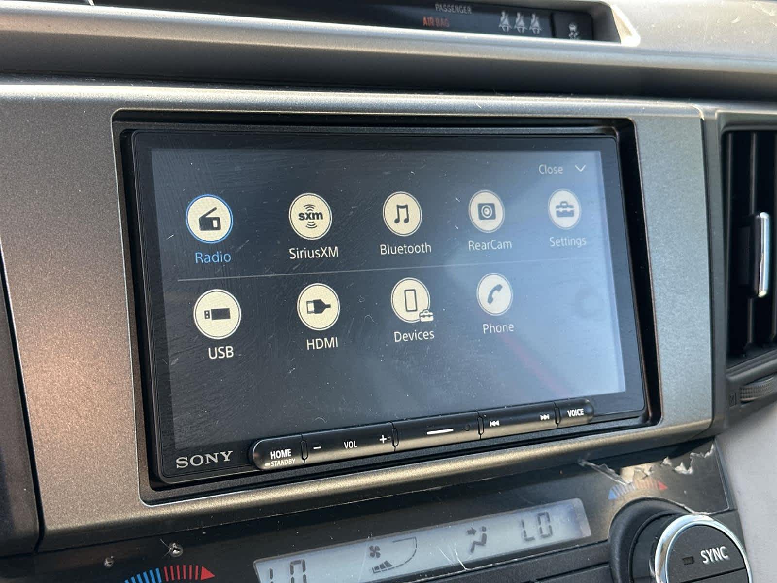 Thumbnail: 2017 Toyota RAV4 - 30