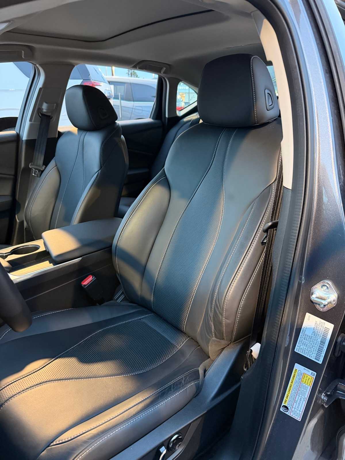 Thumbnail: 2023 Acura TLX - 9