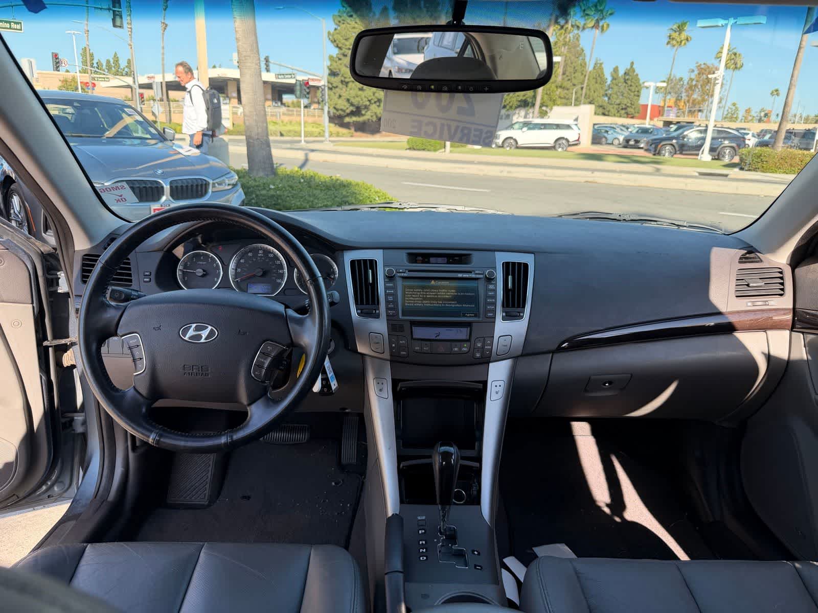 Thumbnail: 2009 Hyundai Sonata - 18