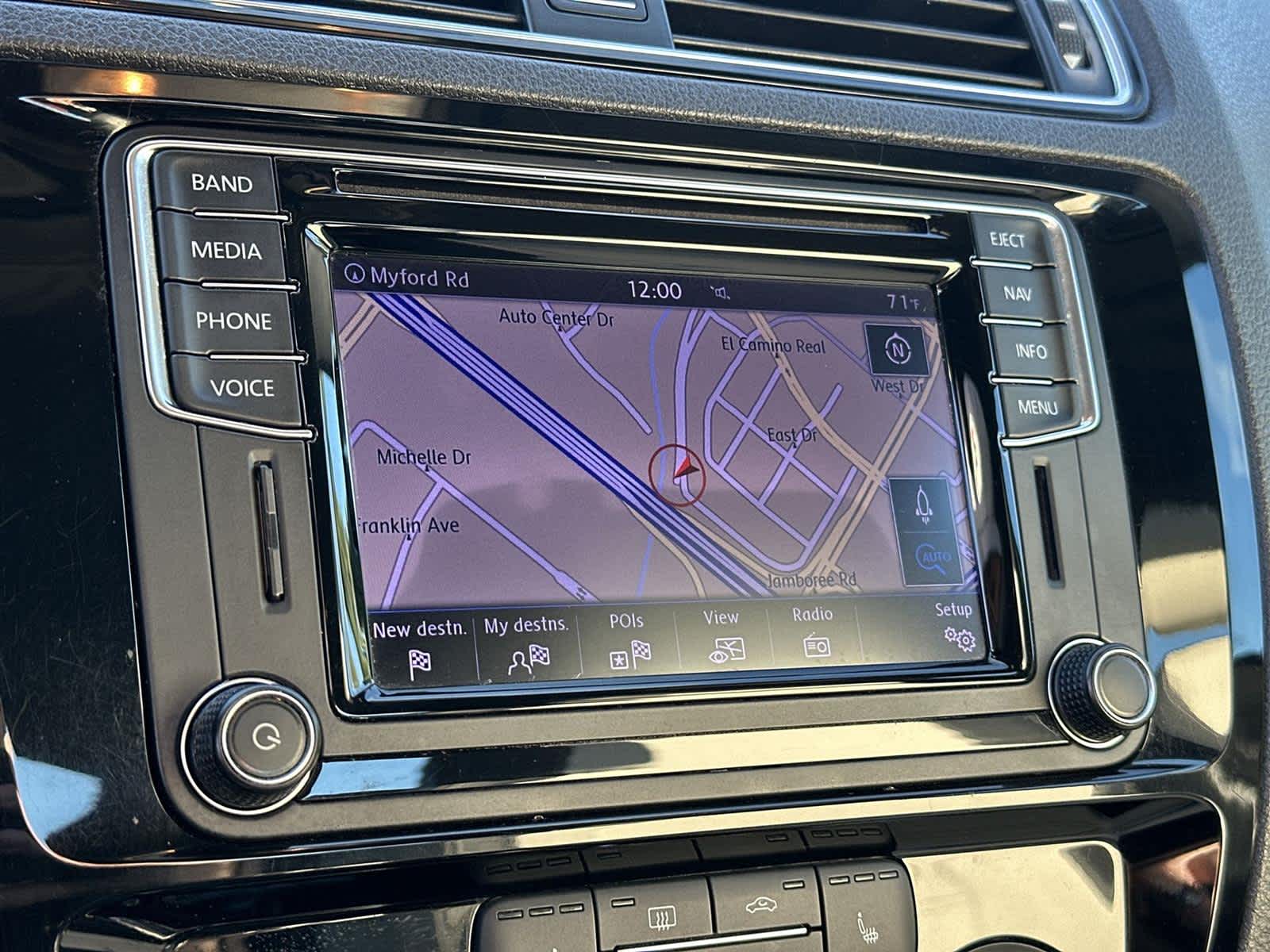 Thumbnail: 2016 Volkswagen Jetta - 17