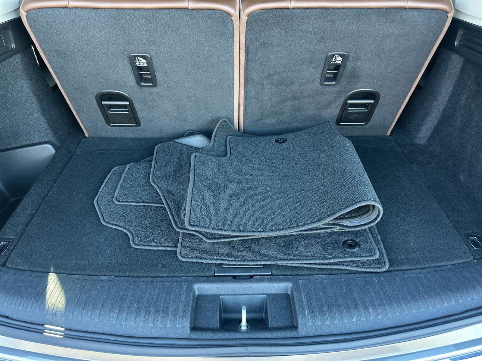 Thumbnail: 2023 Acura MDX - 21