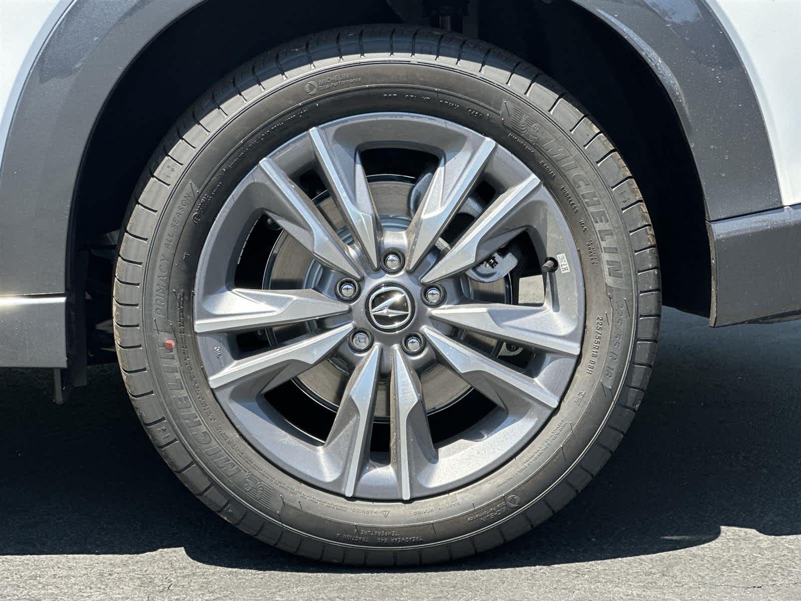 Thumbnail: 2025 Acura ADX - 8