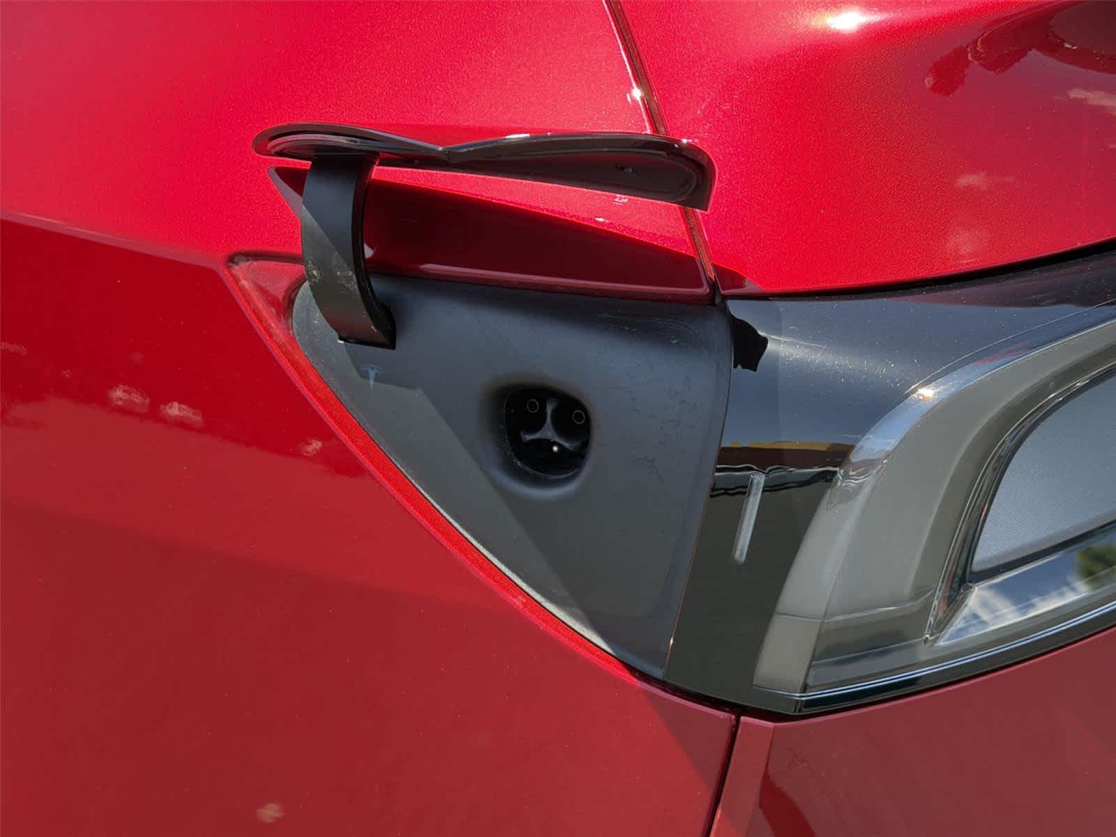 Thumbnail: 2026 Tesla Model Y - 10