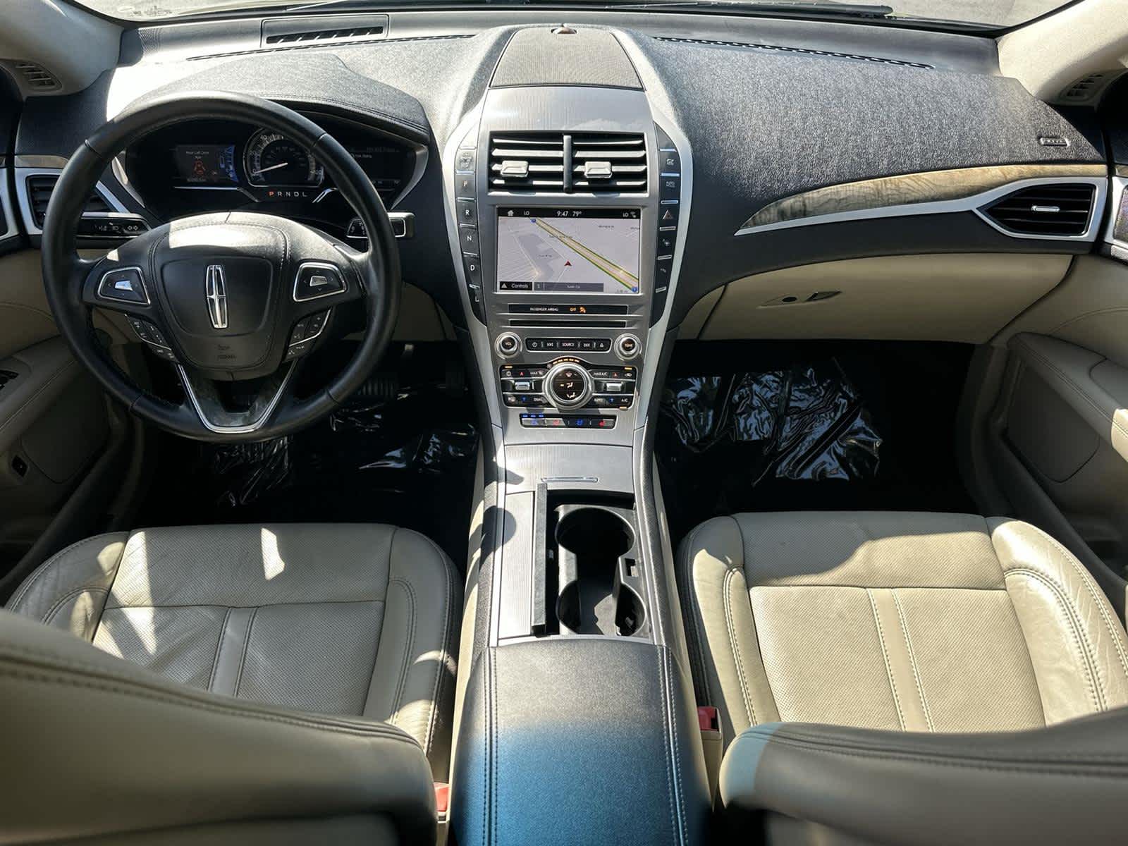 Thumbnail: 2017 Lincoln MKZ - 10