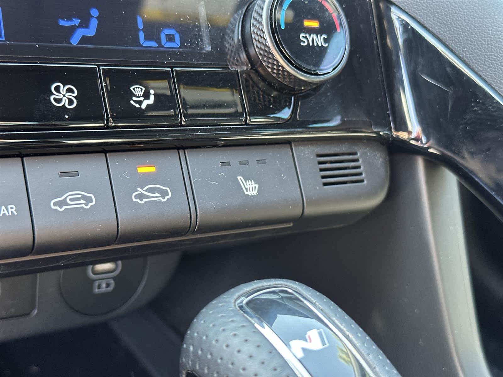 Thumbnail: 2025 Hyundai Elantra - 26