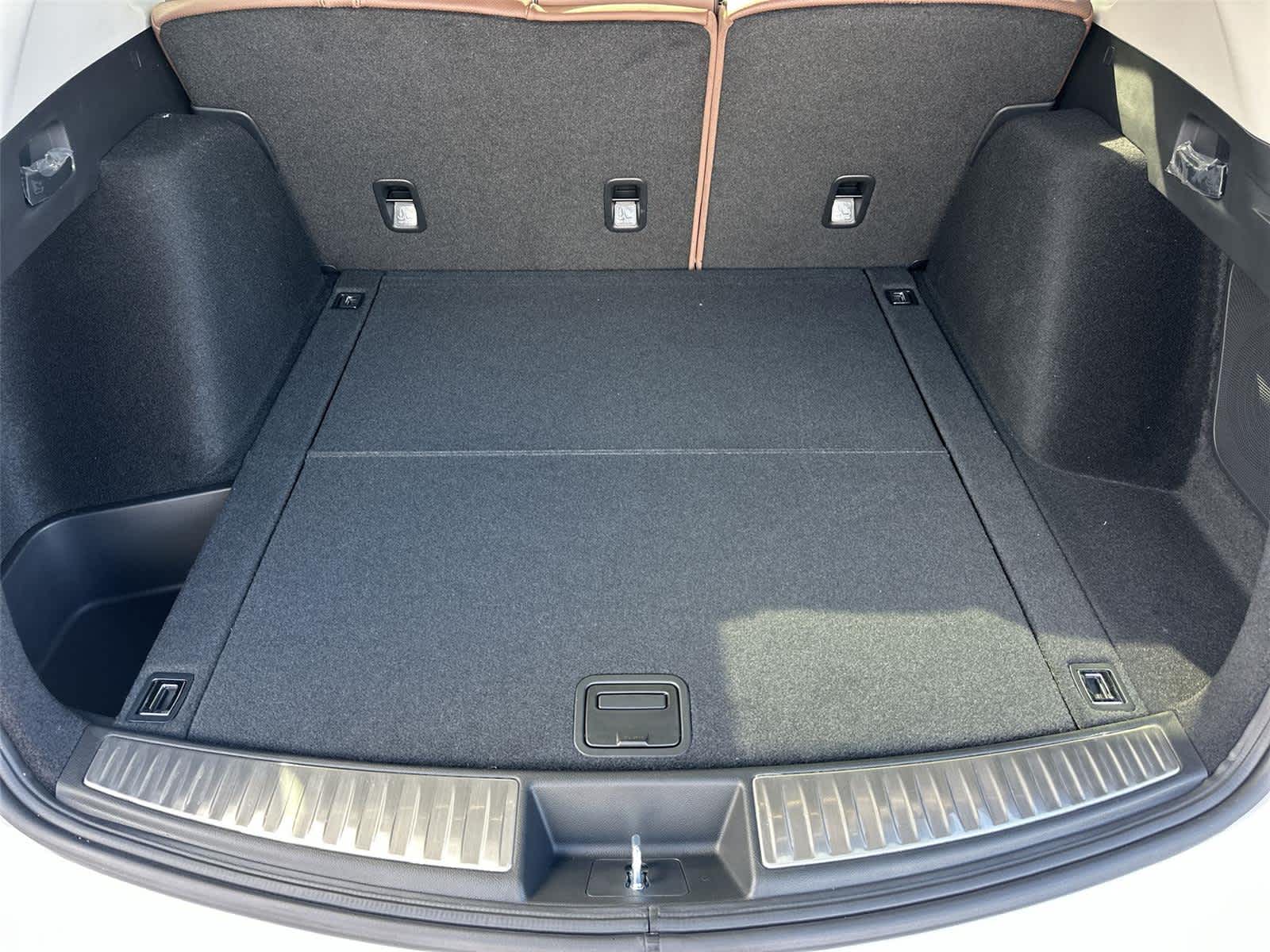 Thumbnail: 2026 Acura RDX - 19