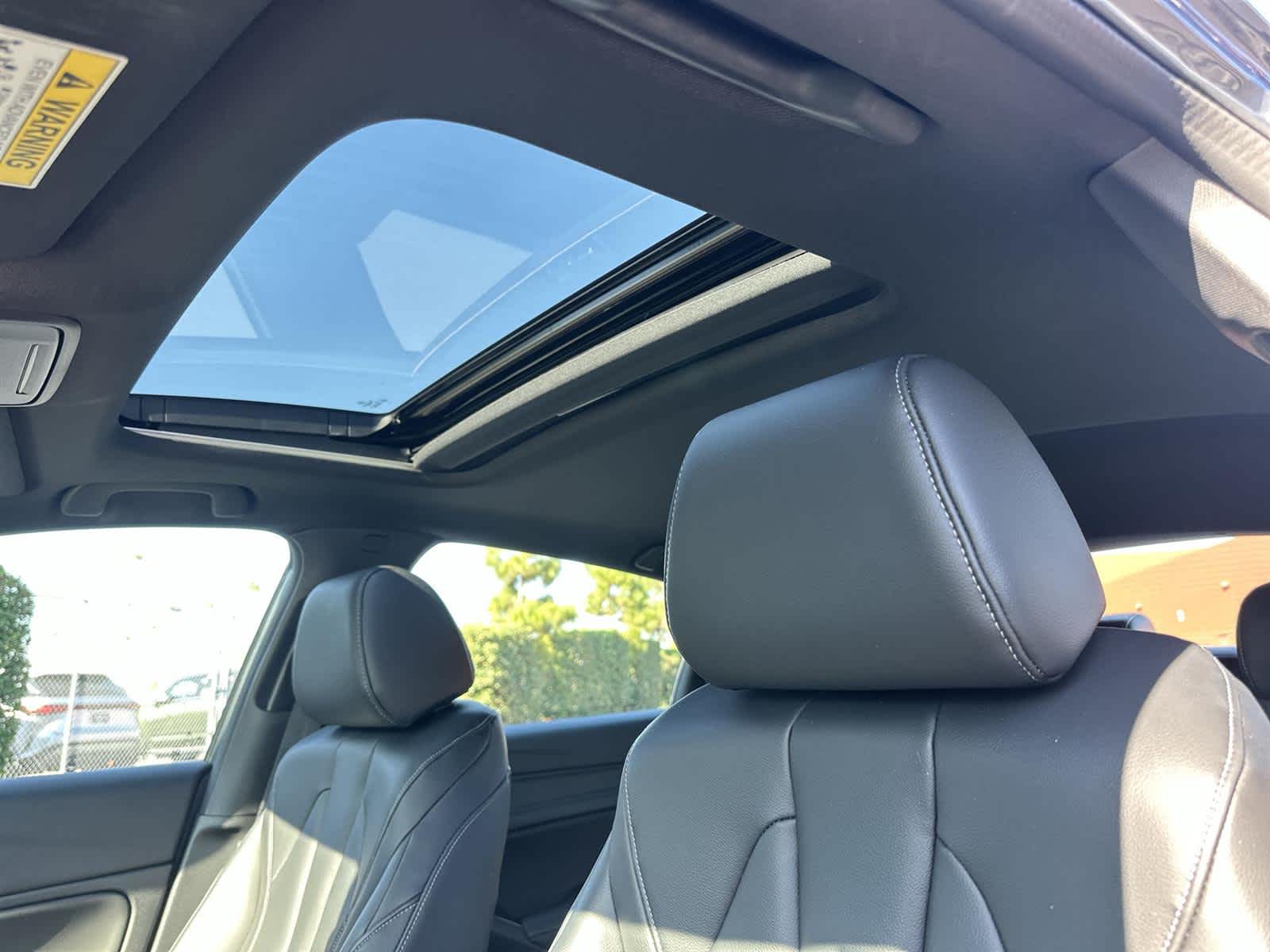 Thumbnail: 2023 Acura Integra - 31