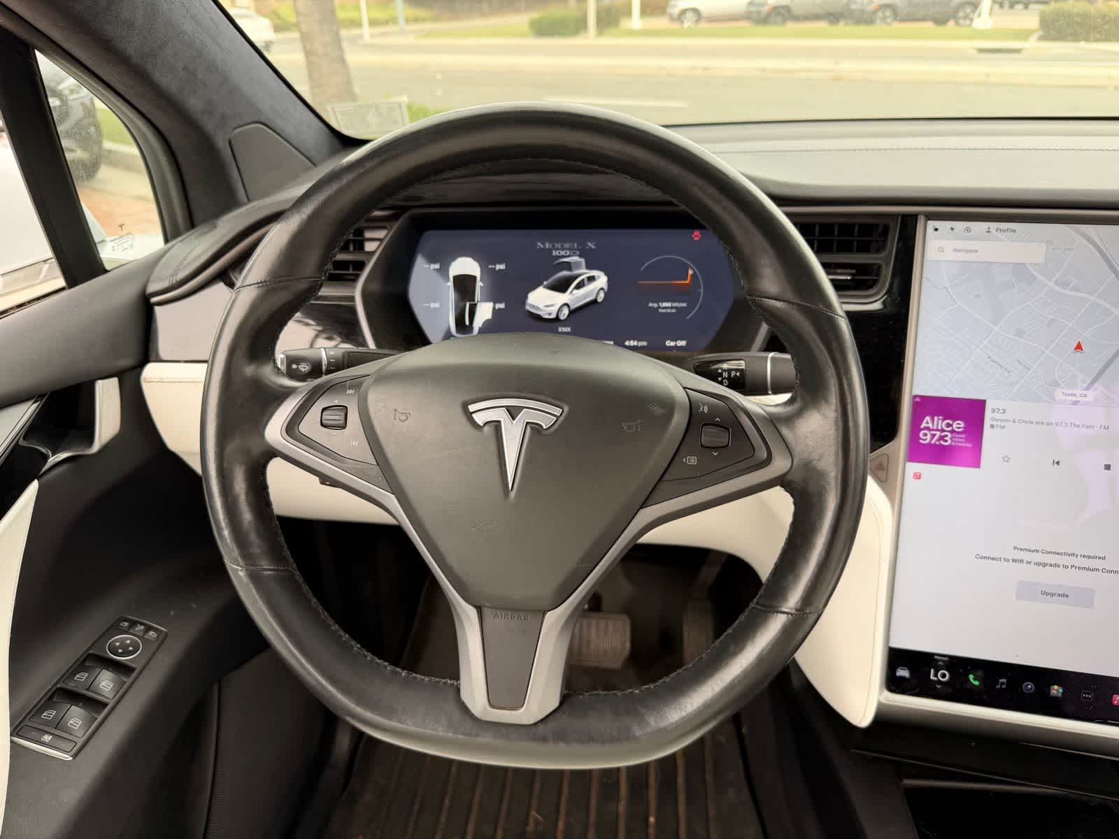 Thumbnail: 2018 Tesla Model X - 15