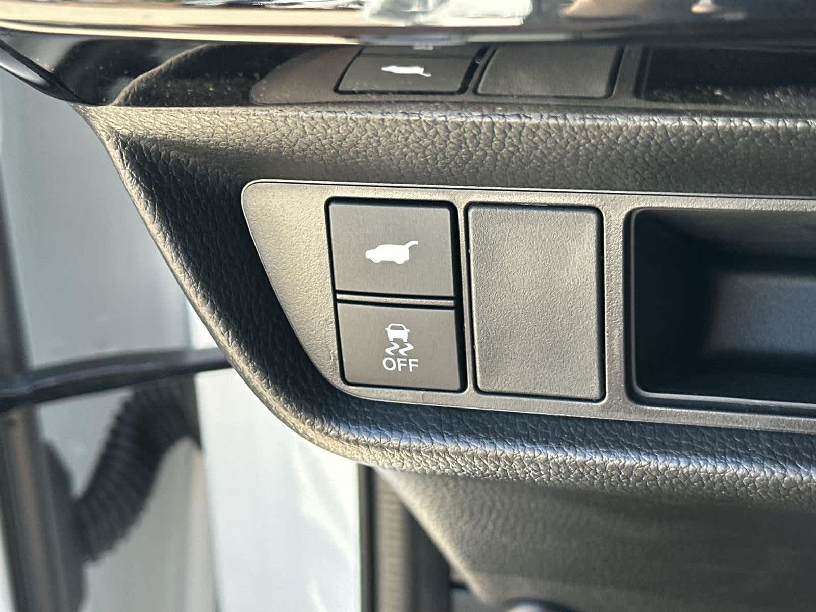 Thumbnail: 2025 Acura ADX - 26