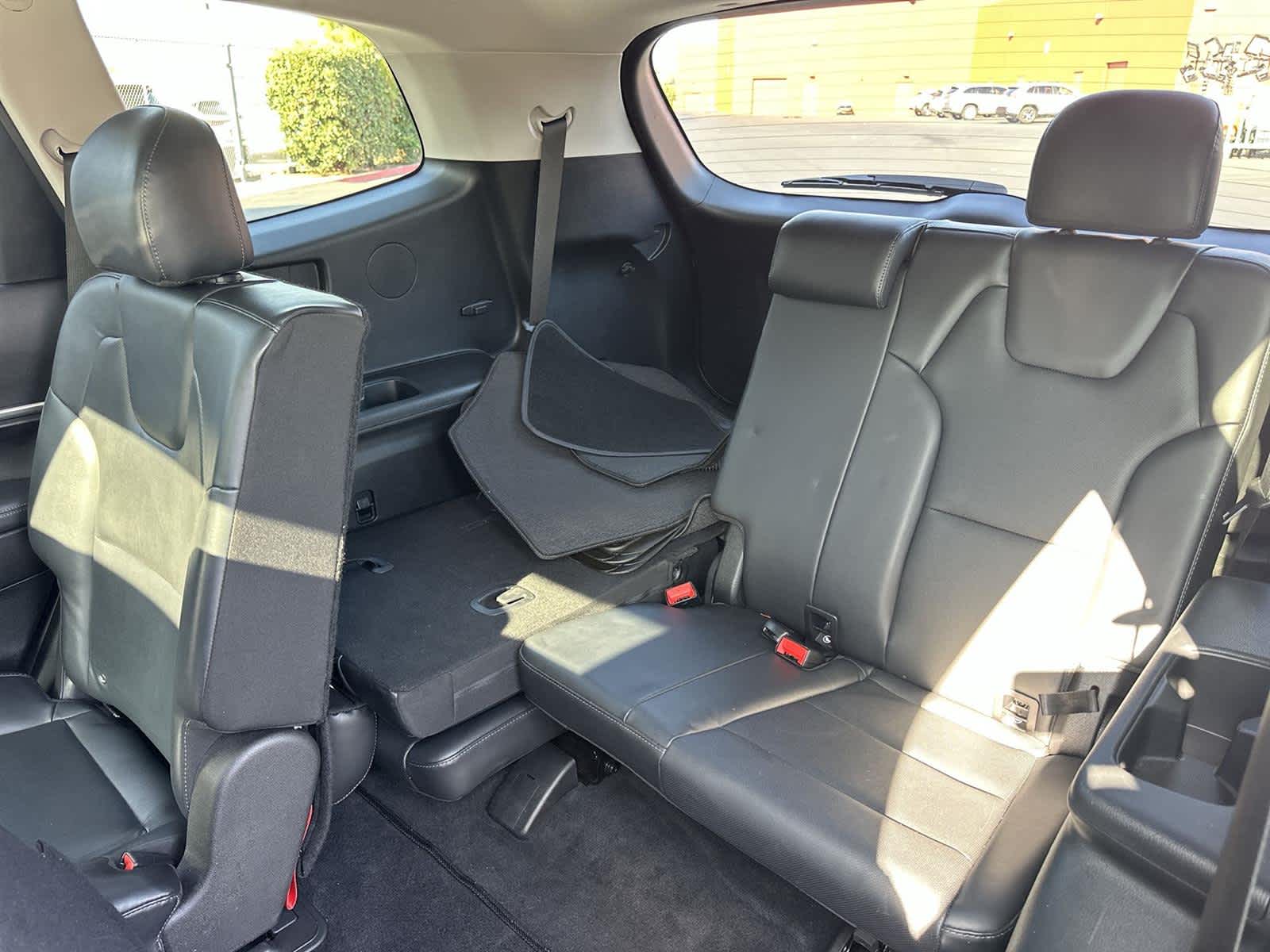 Thumbnail: 2020 Kia Telluride - 31