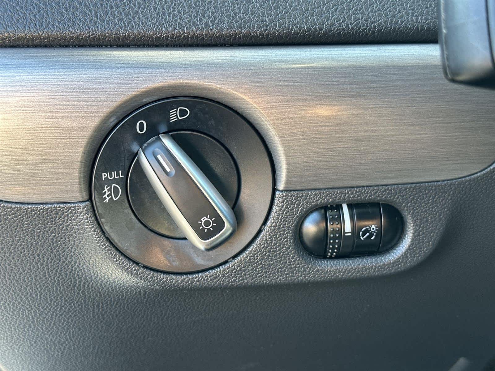 Thumbnail: 2016 Volkswagen Jetta - 29