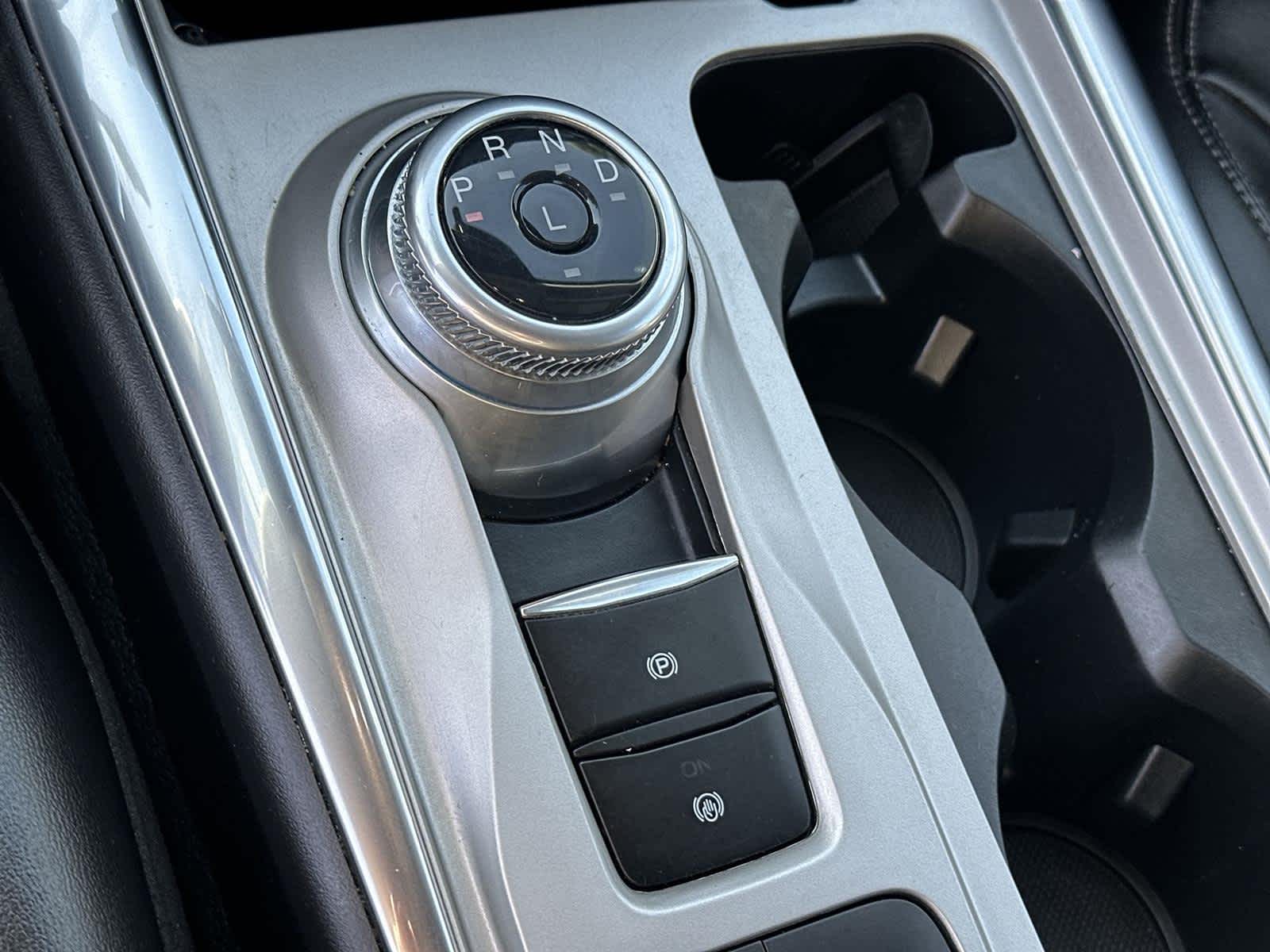 Thumbnail: 2023 Ford Explorer - 17