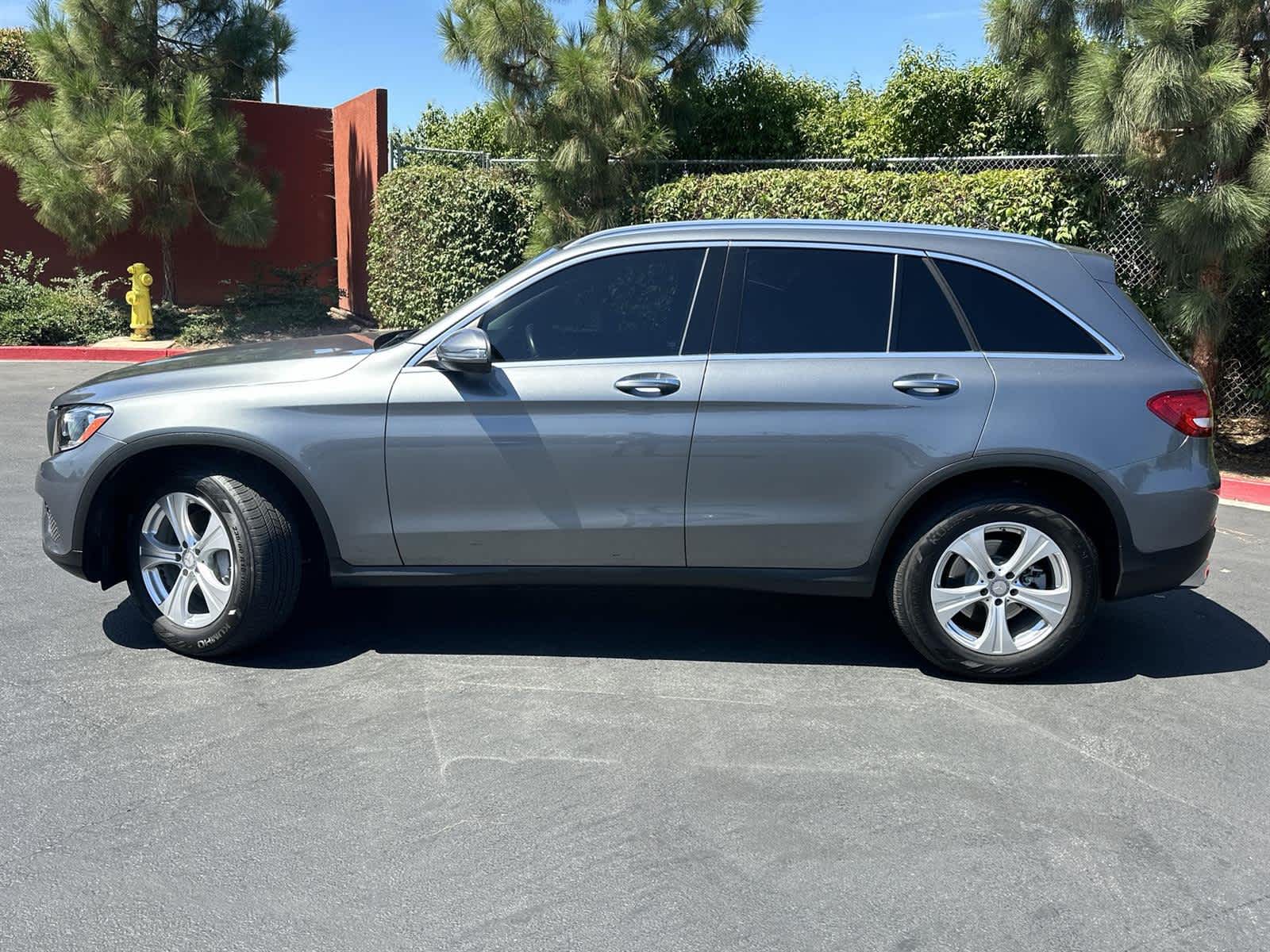 Thumbnail: 2016 Mercedes-Benz GLC - 3