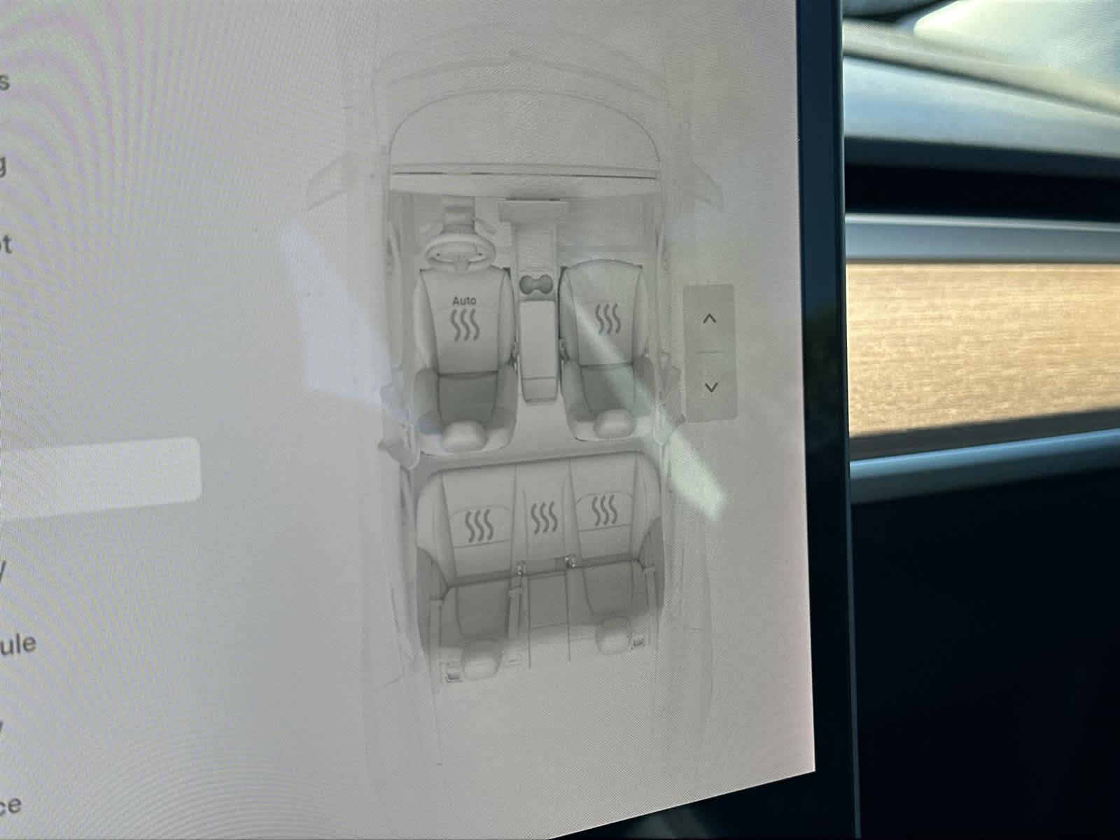 Thumbnail: 2020 Tesla Model 3 - 29