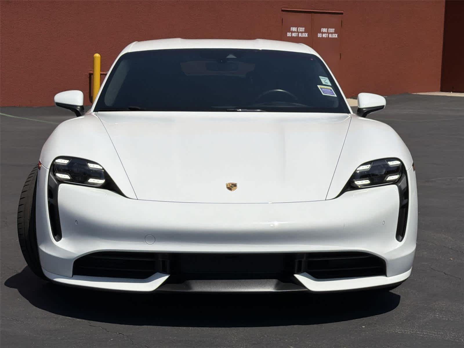 Thumbnail: 2021 Porsche Taycan - 7