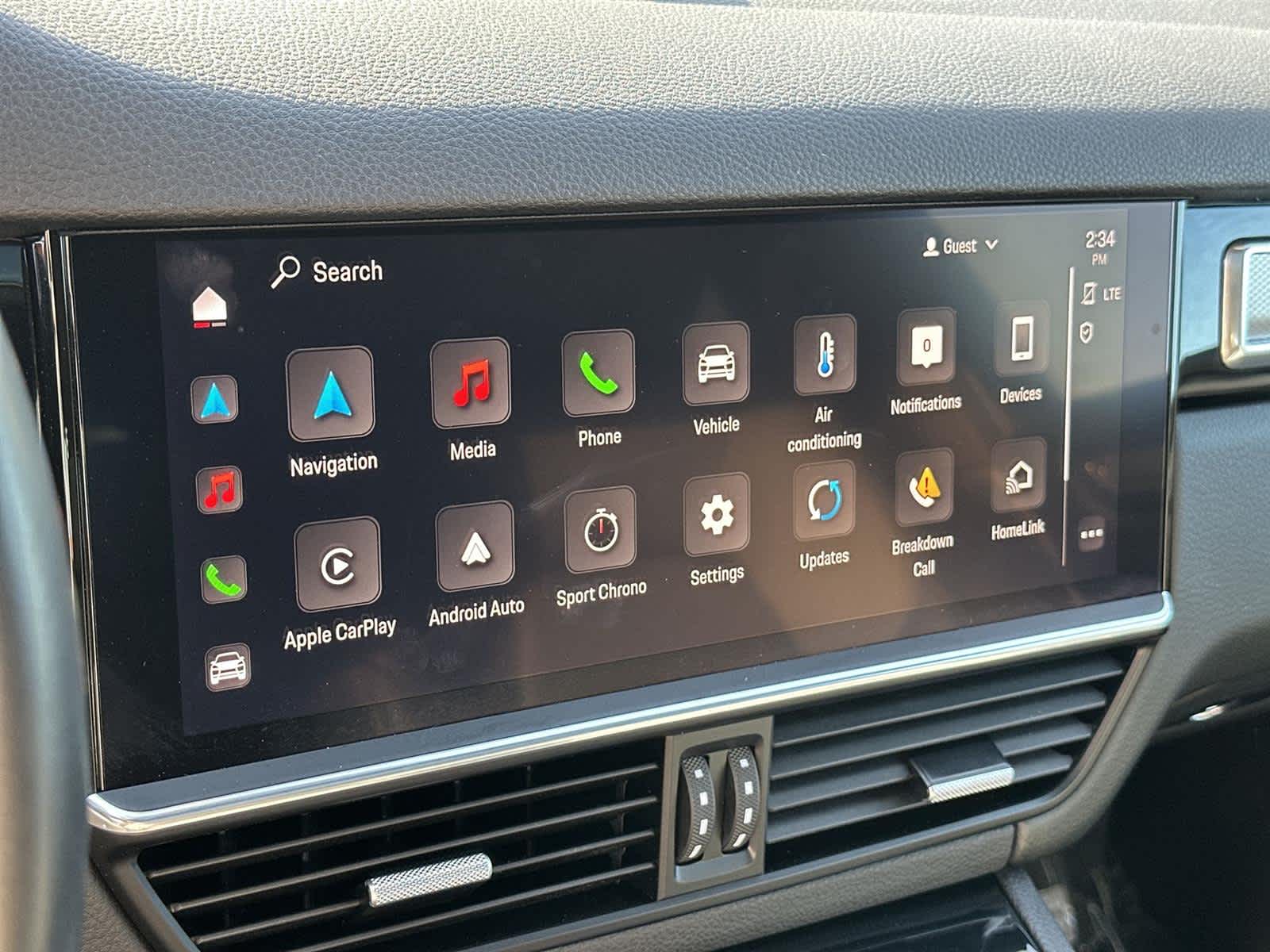 Thumbnail: 2023 Porsche Cayenne - 31