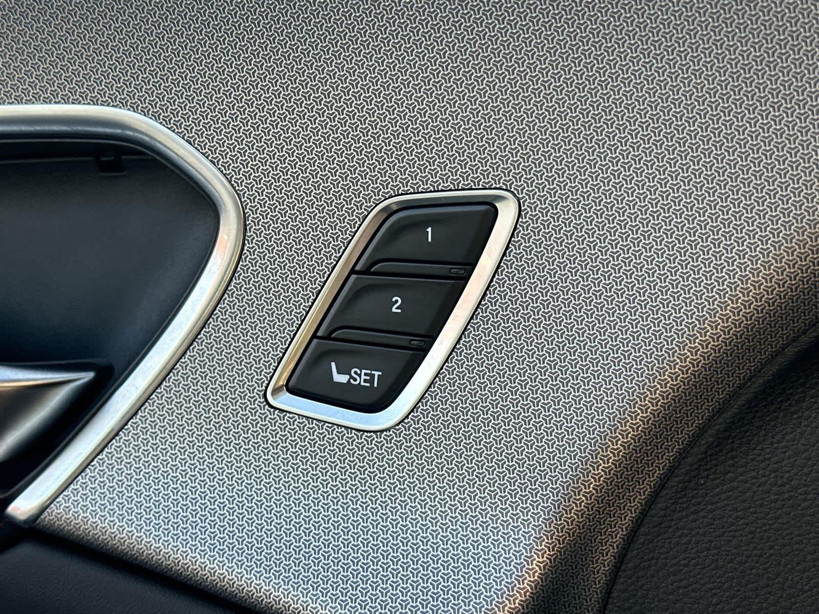 Thumbnail: 2023 Acura RDX - 31