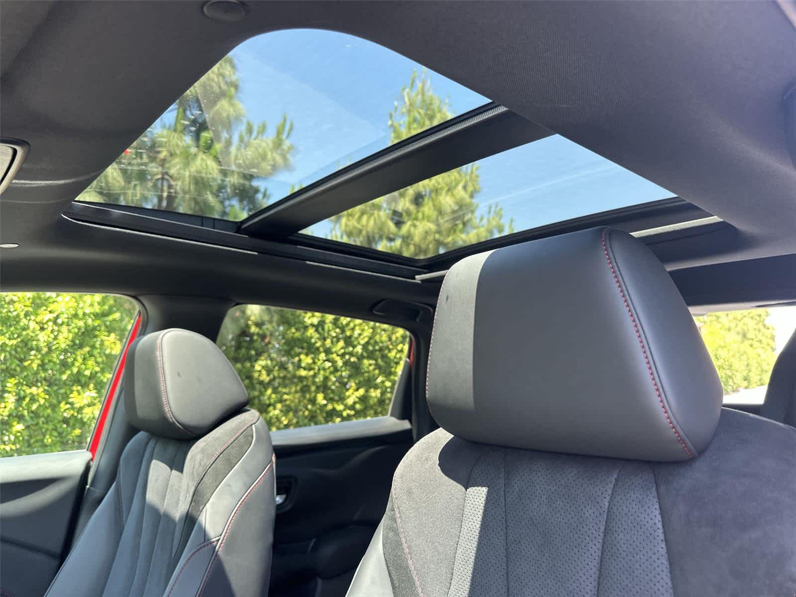 Thumbnail: 2025 Acura ADX - 31