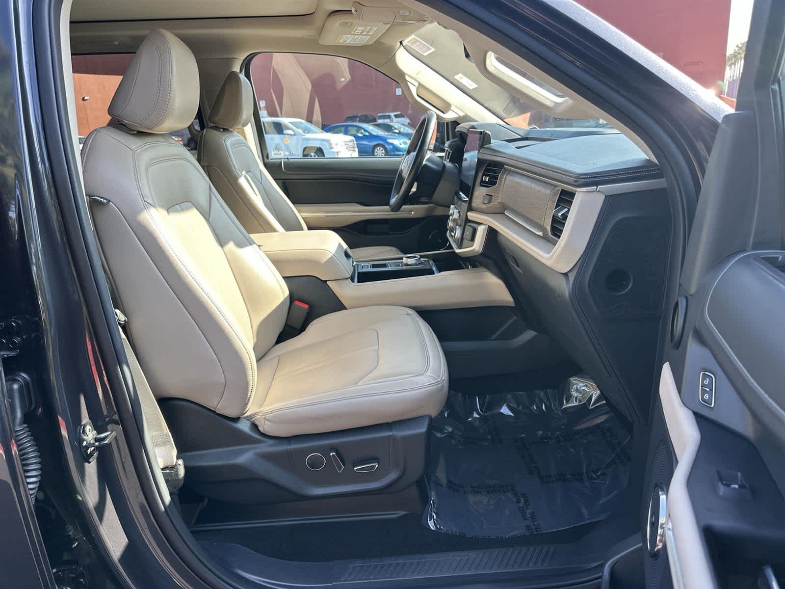 Thumbnail: 2024 Ford Expedition MAX - 14