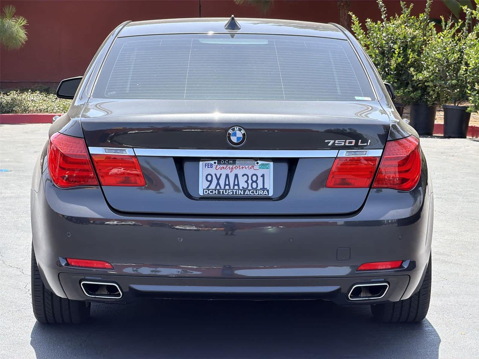 Thumbnail: 2012 BMW 7 Series - 6