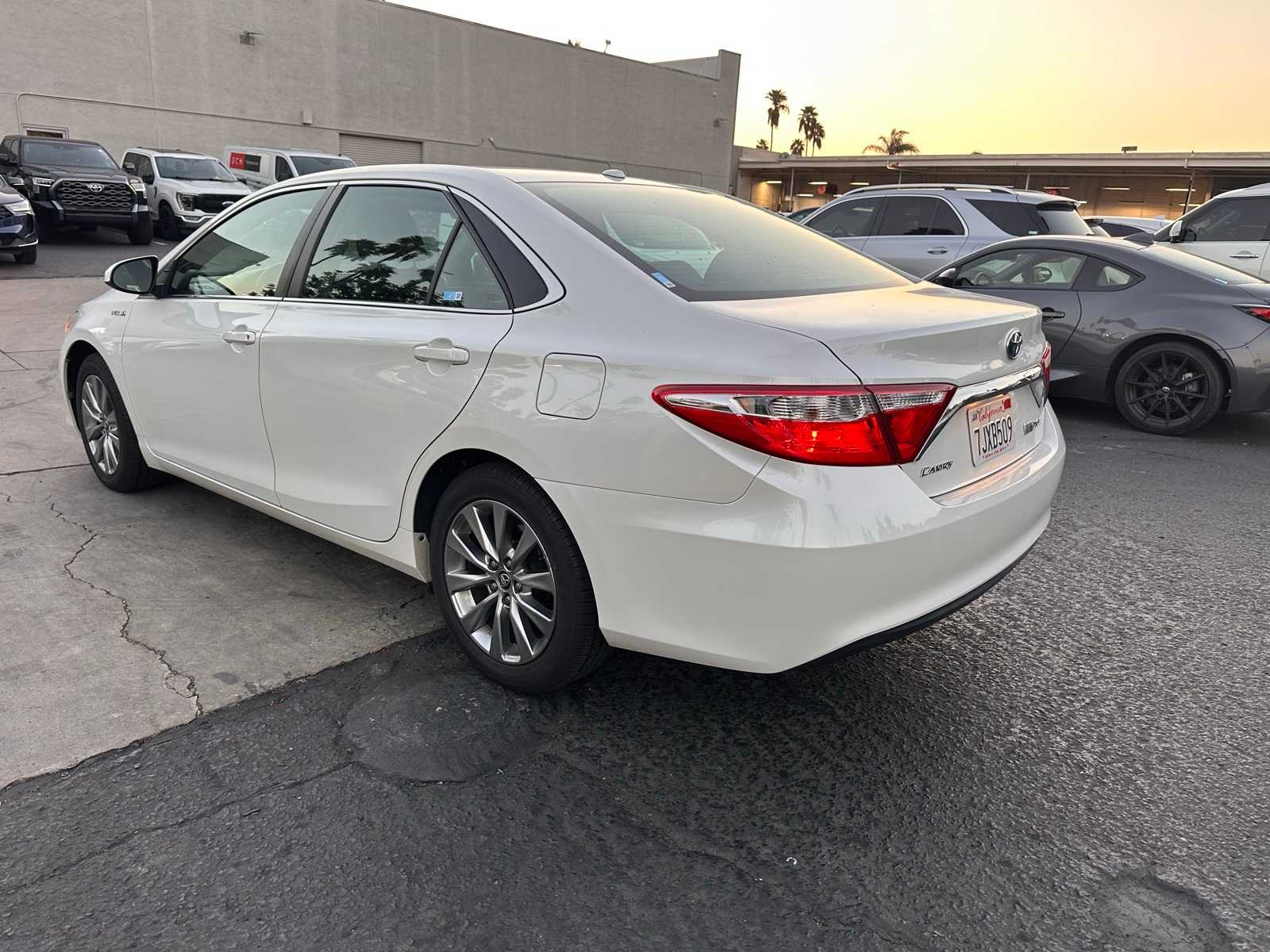 Thumbnail: 2015 Toyota Camry - 3