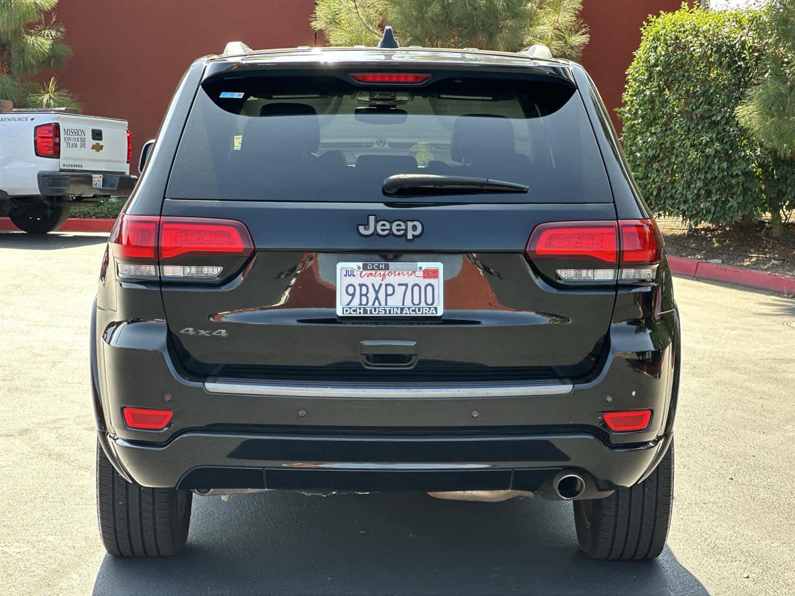 Thumbnail: 2017 Jeep Grand Cherokee - 5