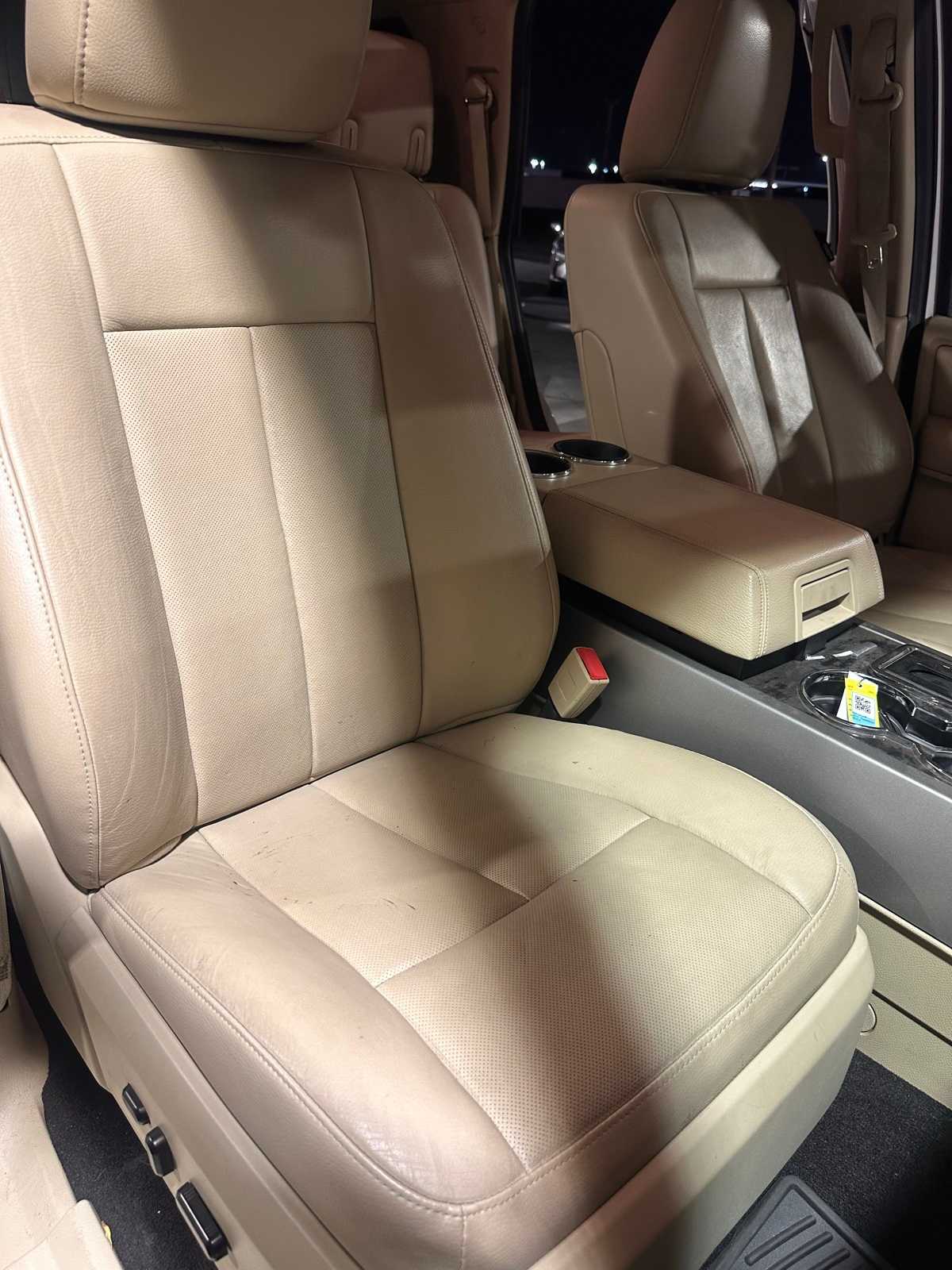 Thumbnail: 2015 Ford Expedition - 15