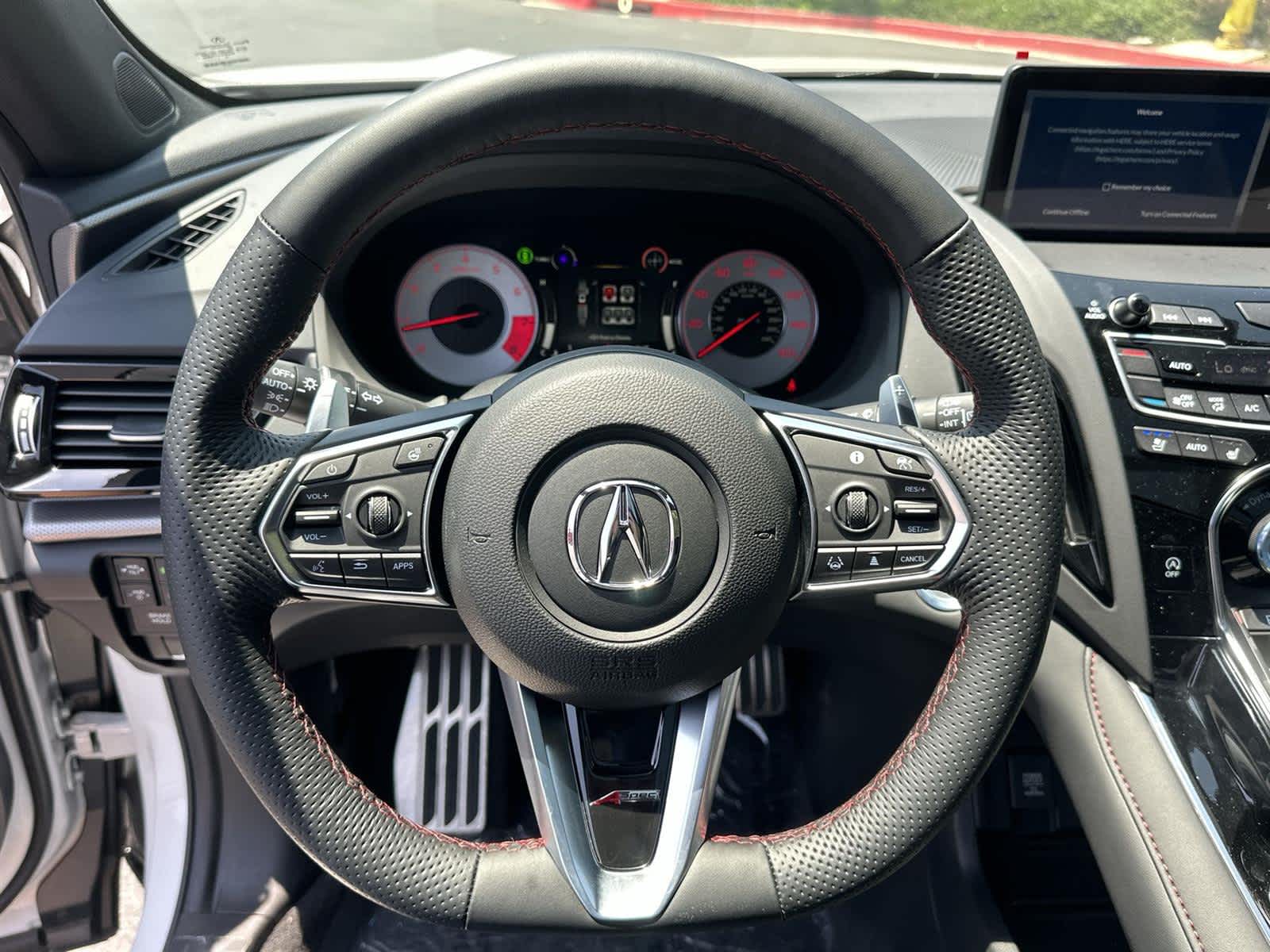 Thumbnail: 2025 Acura RDX - 15