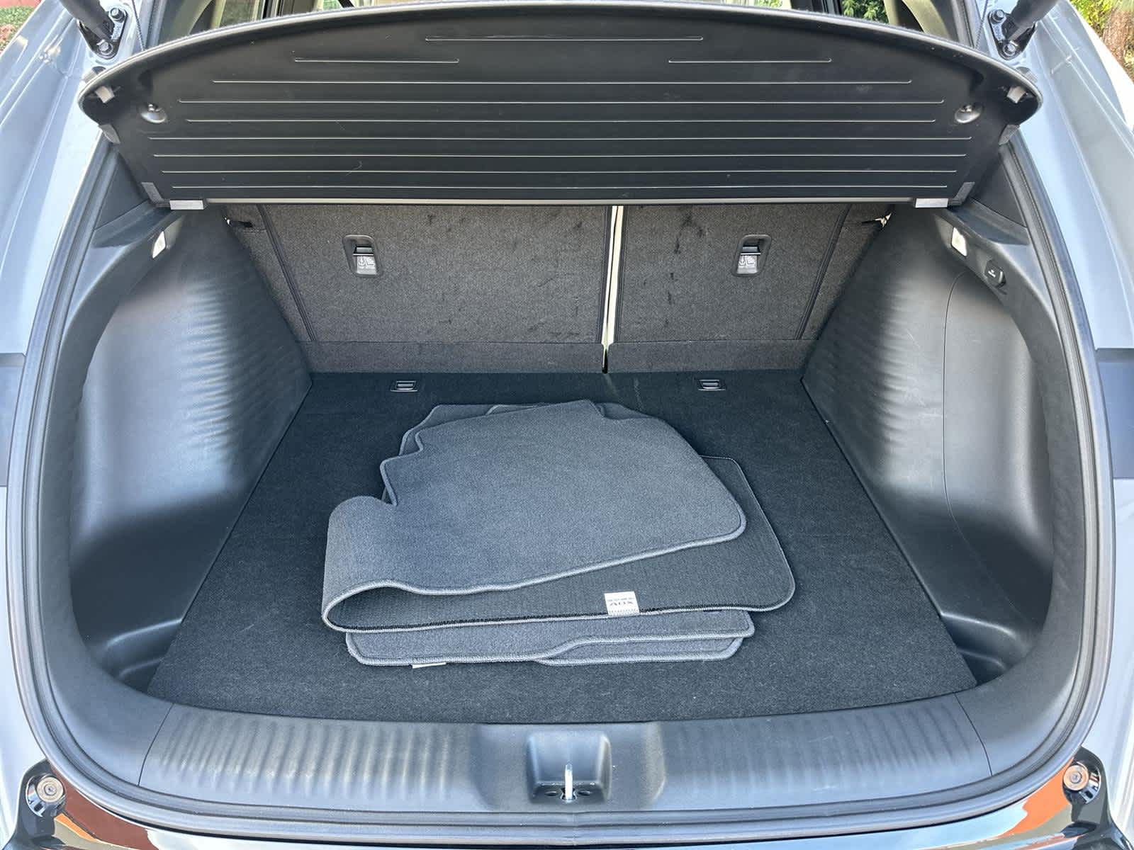 Thumbnail: 2025 Acura ADX - 19