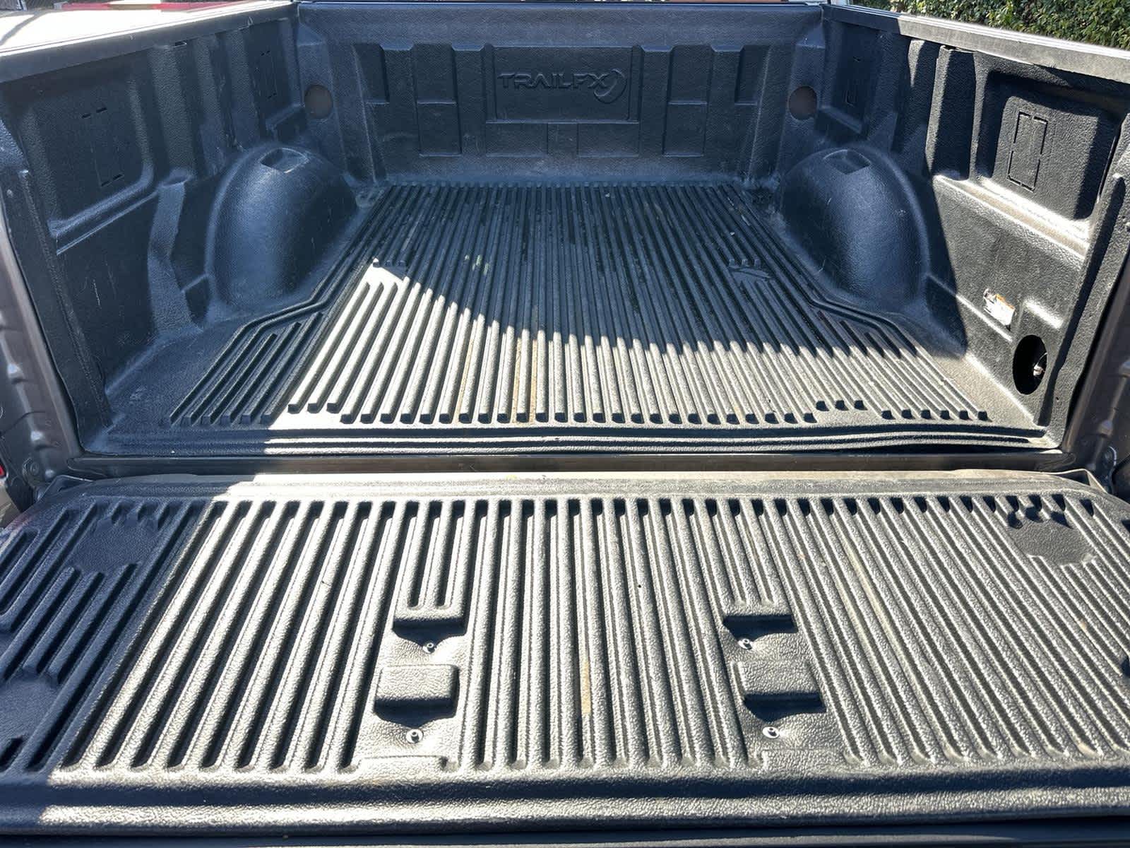 Thumbnail: 2023 Ford F-150 - 19