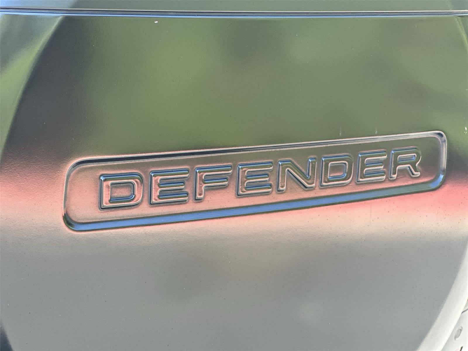 Thumbnail: 2020 Land Rover Defender - 8