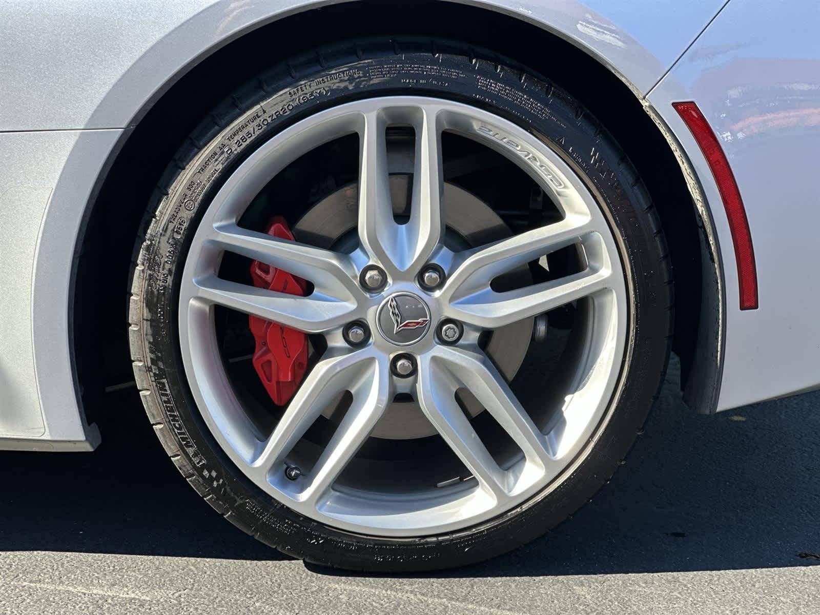 Thumbnail: 2015 Chevrolet Corvette - 8