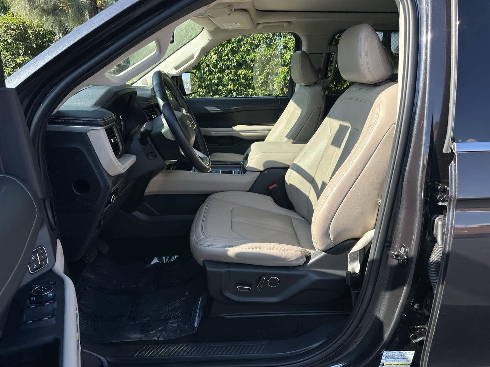 Thumbnail: 2024 Ford Expedition MAX - 11