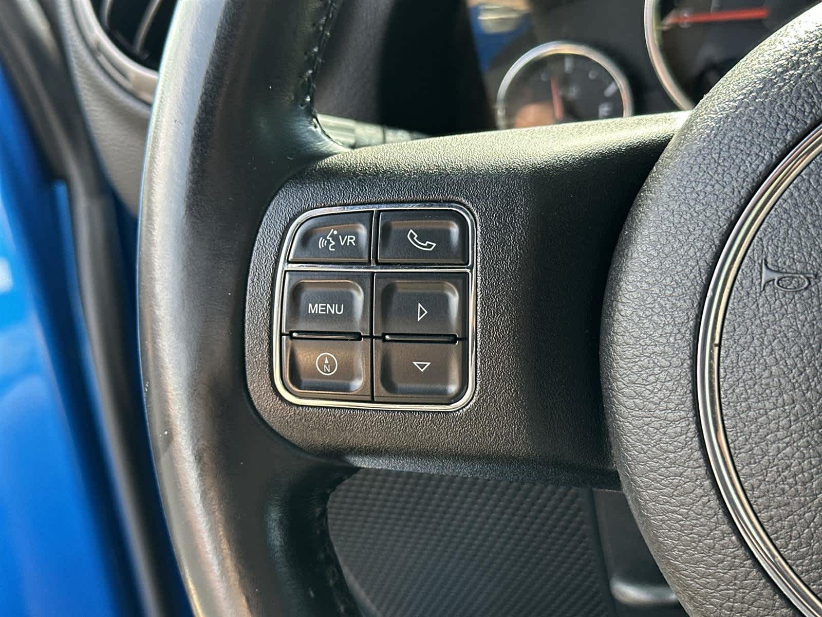 Thumbnail: 2015 Jeep Wrangler - 23