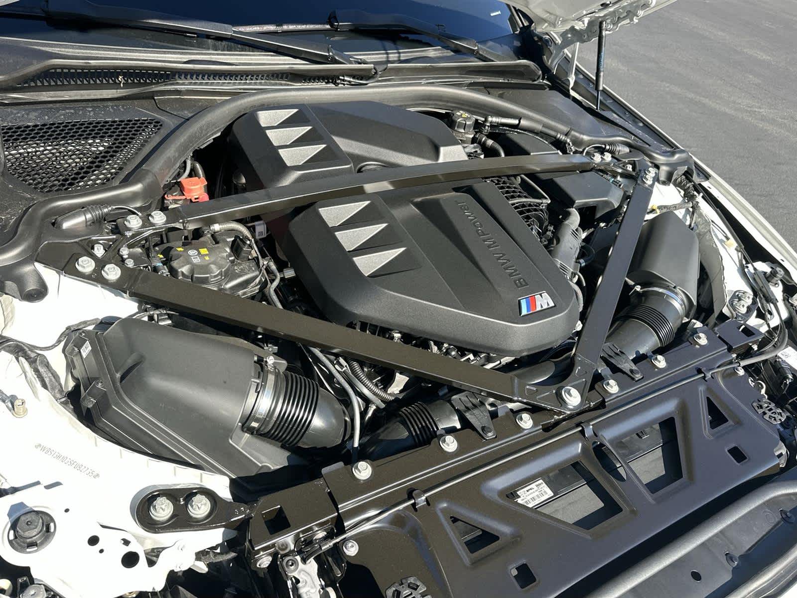 Thumbnail: 2025 BMW M3 - 9