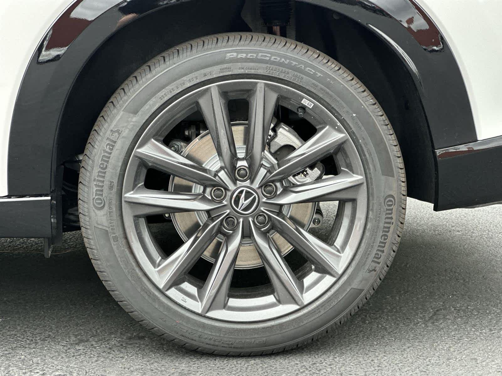 Thumbnail: 2025 Acura ADX - 8