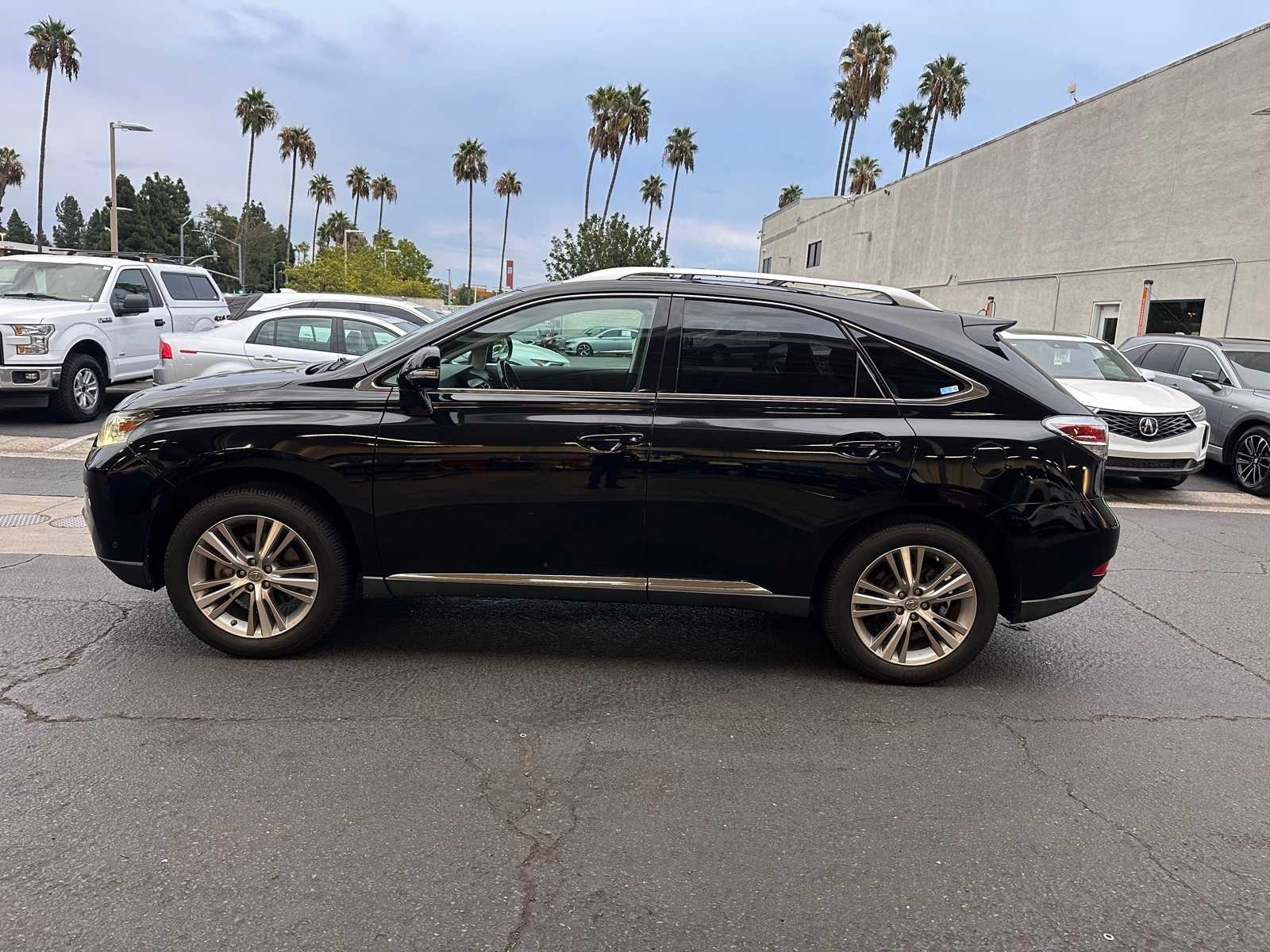 Thumbnail: 2015 Lexus RX - 2