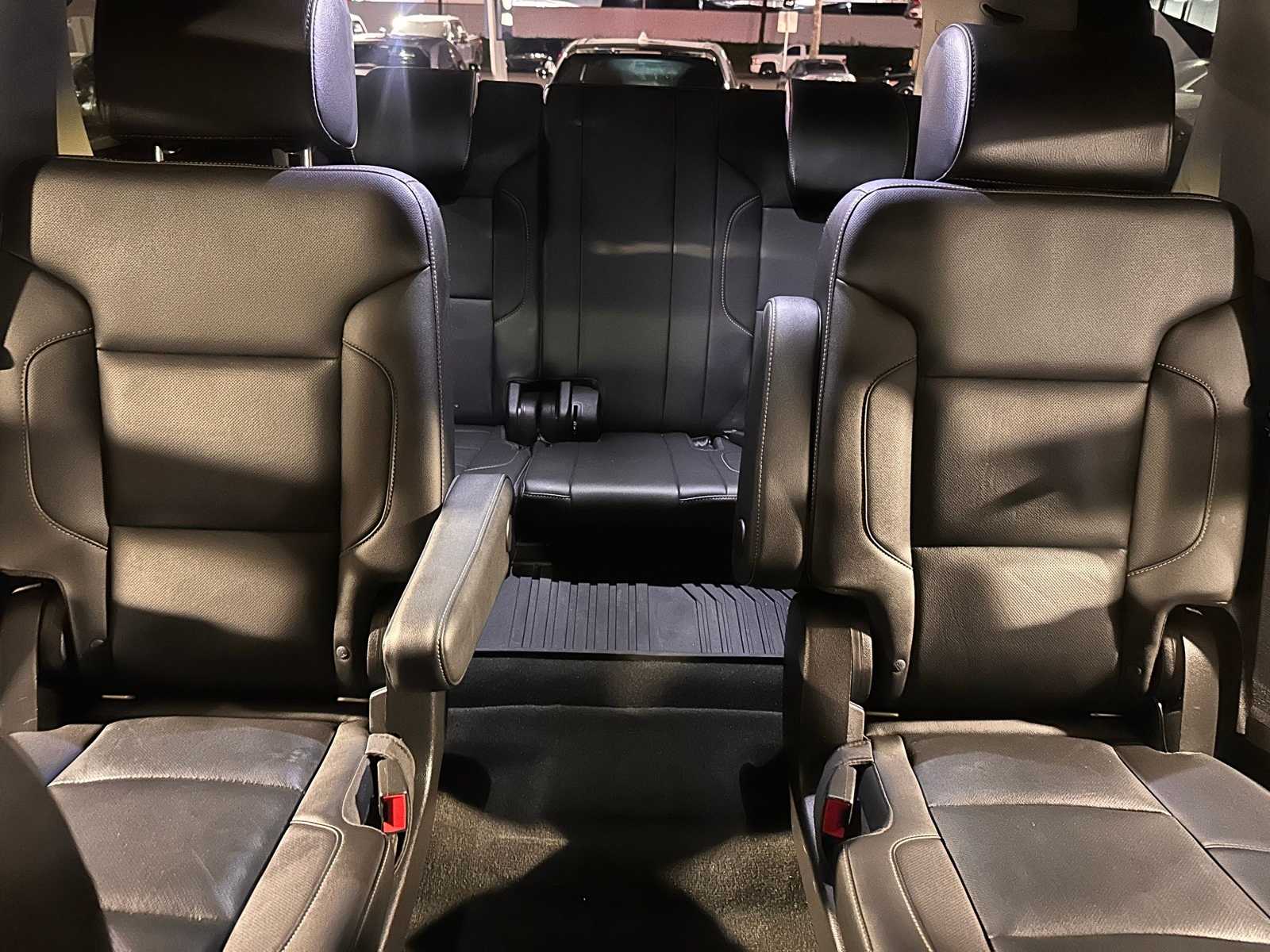 Thumbnail: 2018 Chevrolet Tahoe - 15