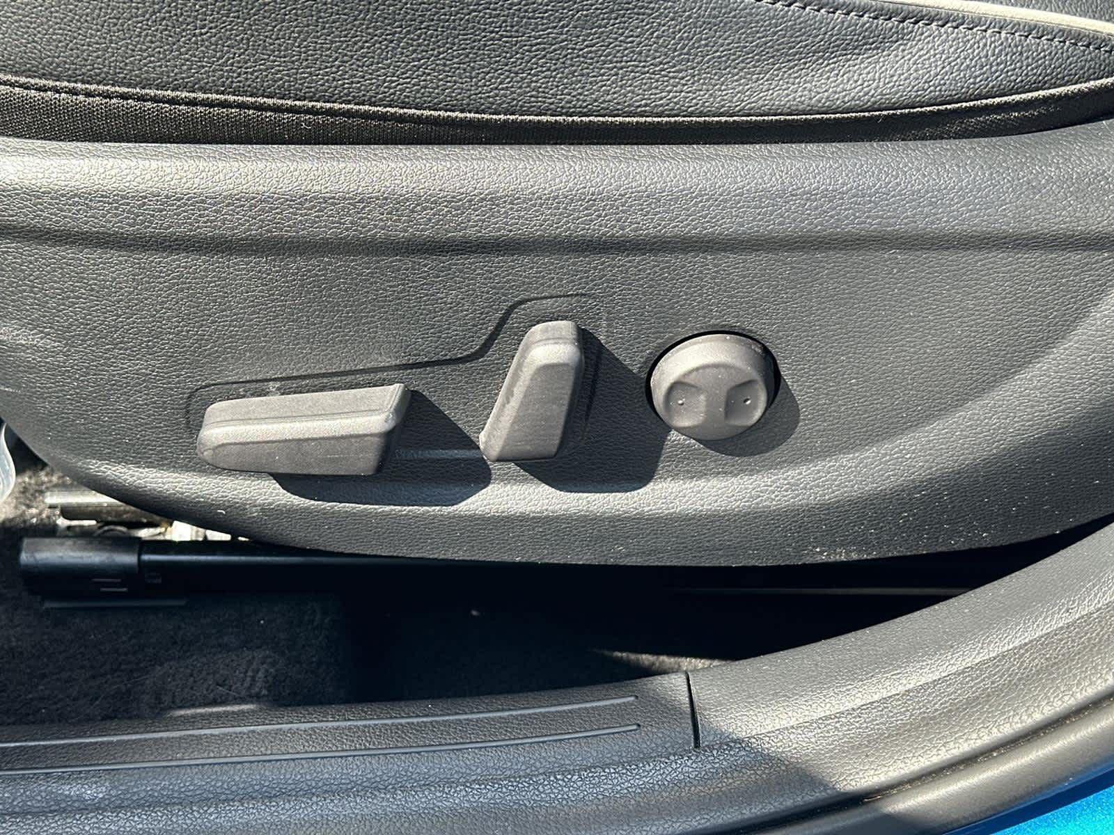 Thumbnail: 2022 Kia Forte - 23