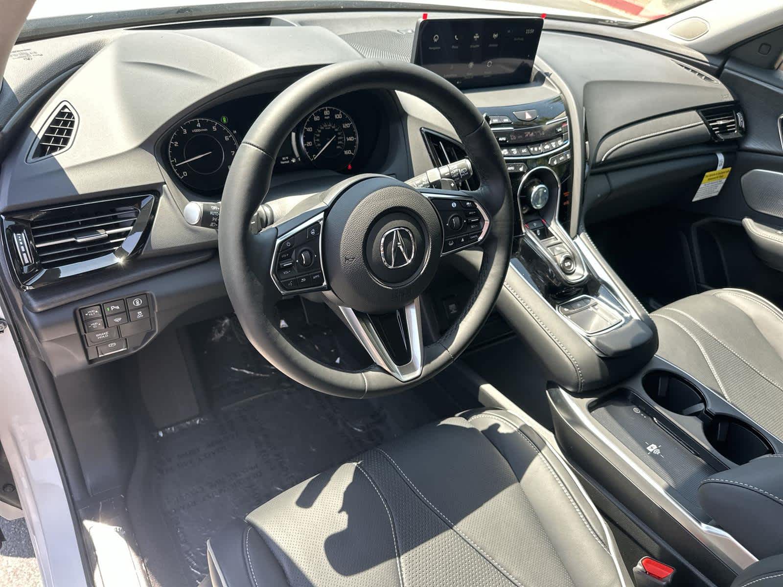 Thumbnail: 2025 Acura RDX - 2